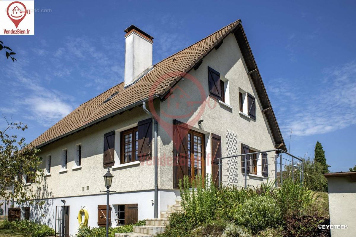 Maison à SAINT-DOULCHARD