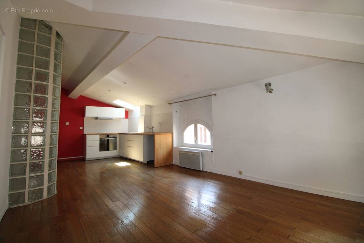 Séjour / Cuisine - Appartement à LYON-1E