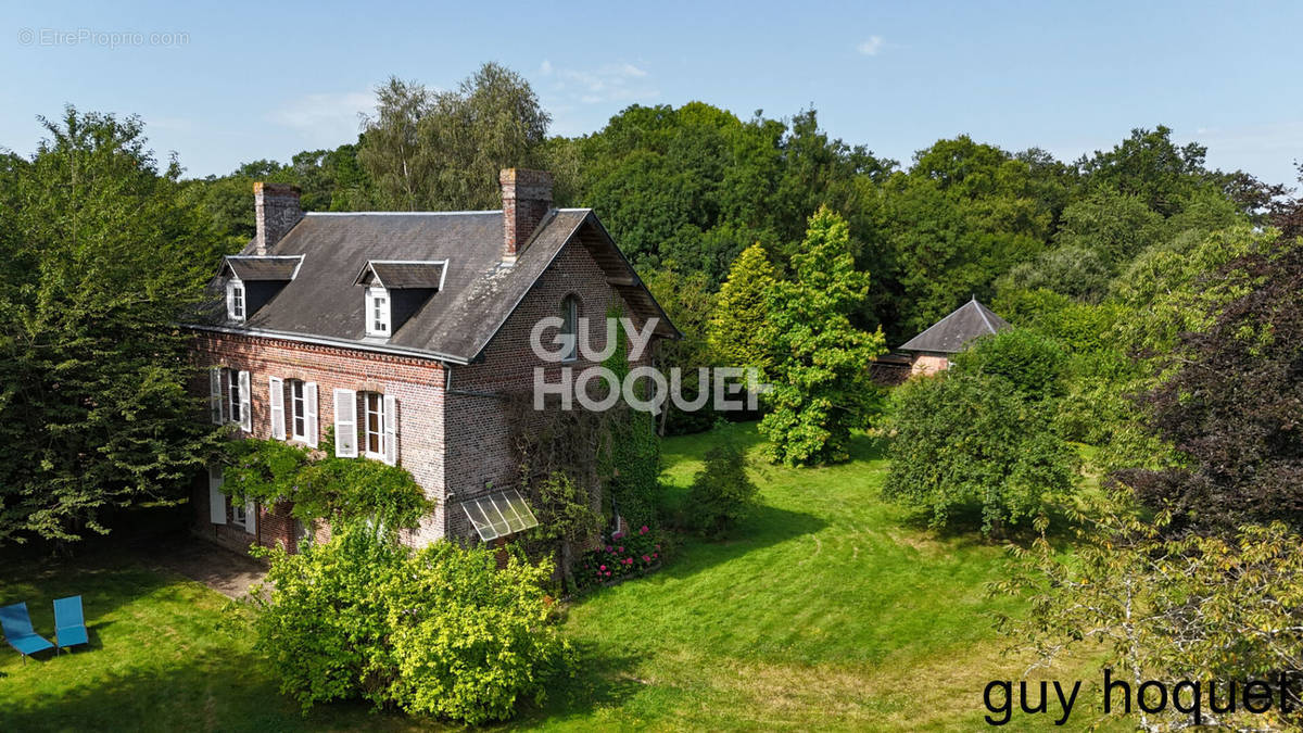 Maison à BERNAY