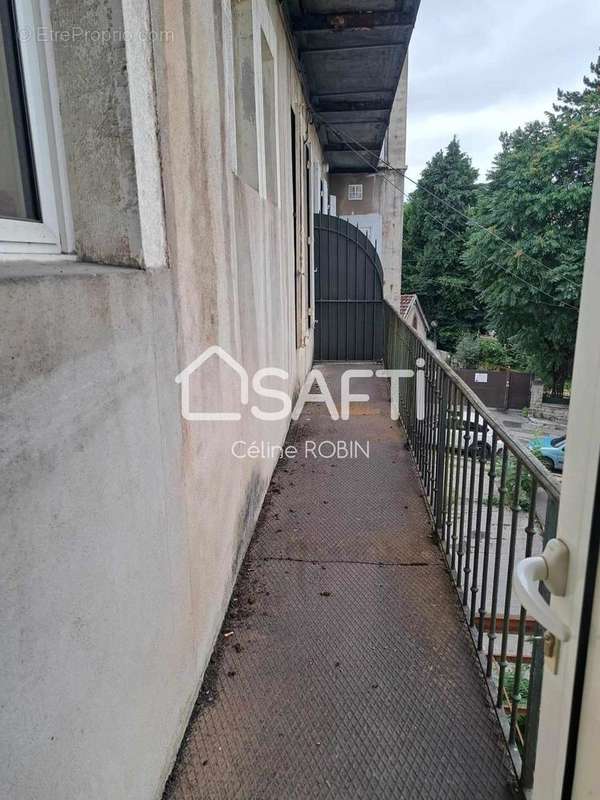 Photo 2 - Appartement à LONS-LE-SAUNIER