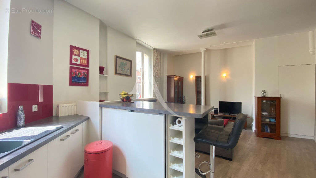 Appartement à ASNIERES-SUR-SEINE