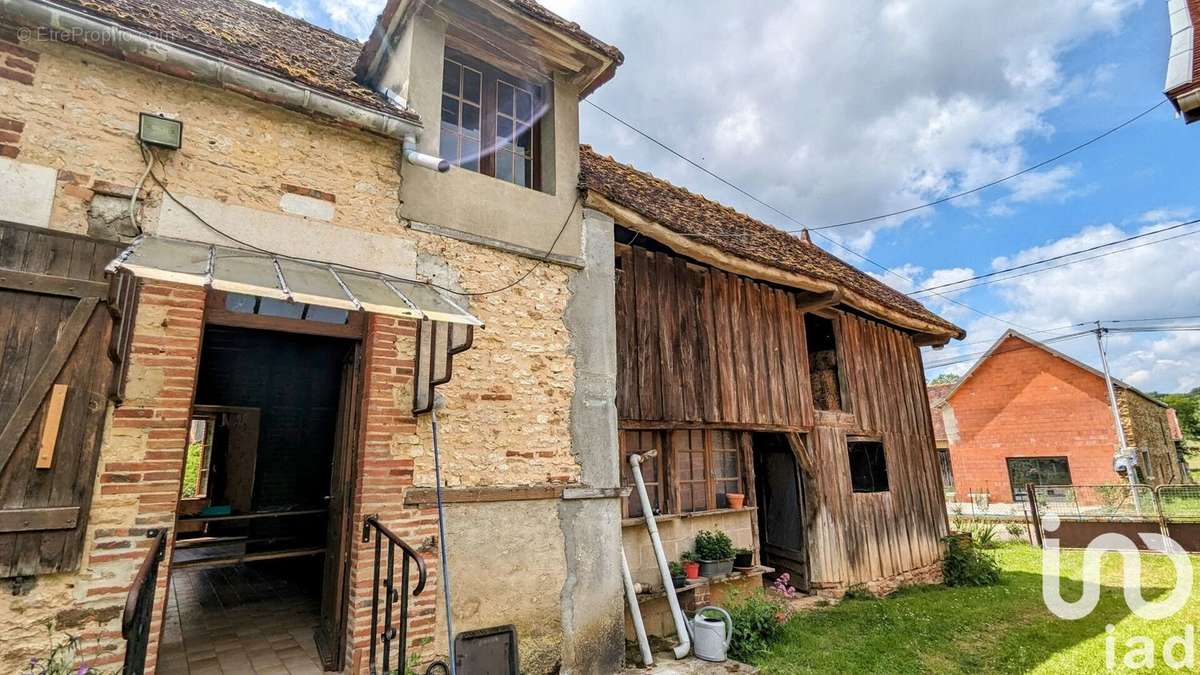 Photo 2 - Maison à VILLY-EN-TRODES