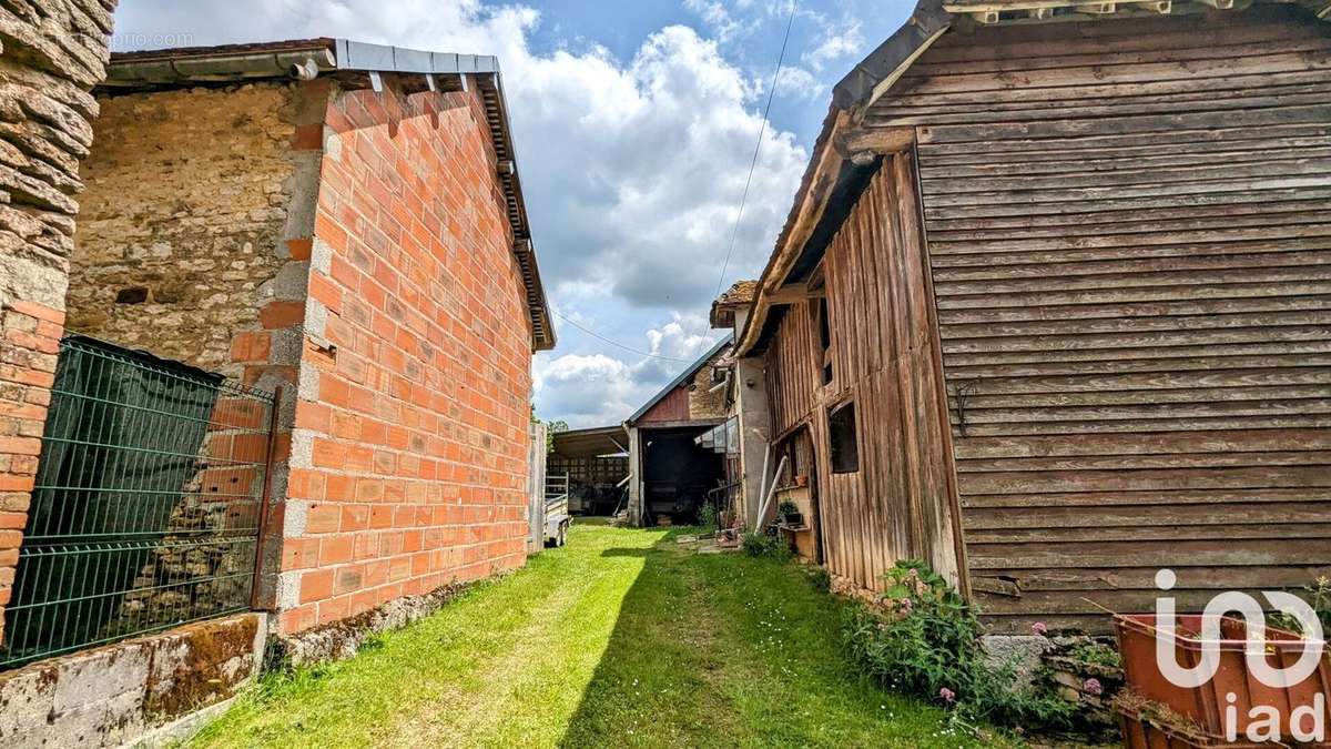 Photo 3 - Maison à VILLY-EN-TRODES