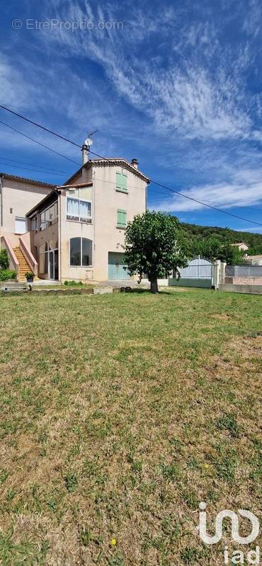 Photo 1 - Maison à SAINT-JULIEN-LES-ROSIERS