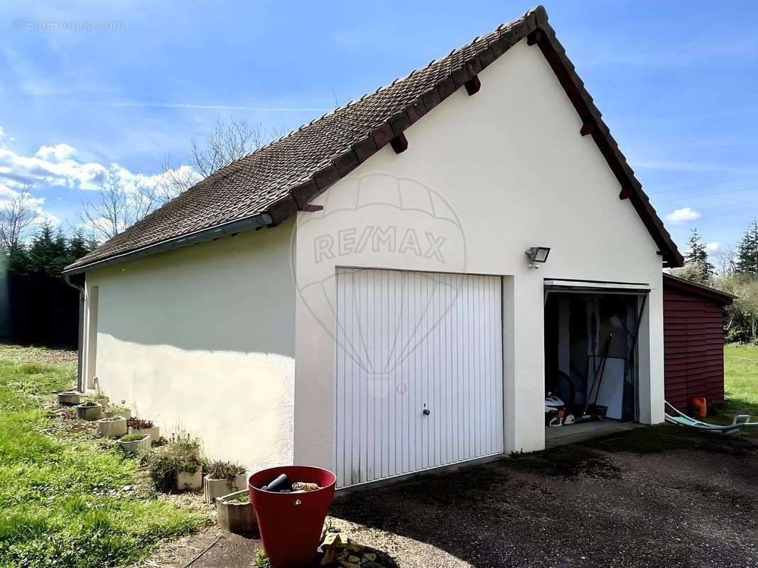 Maison à DRUY-PARIGNY