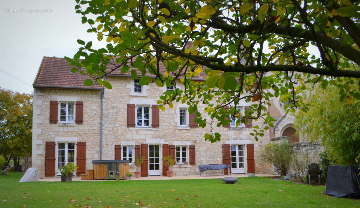 Maison à CHATELLERAULT