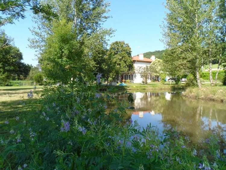 Maison à MARIGNAC-LASCLARES