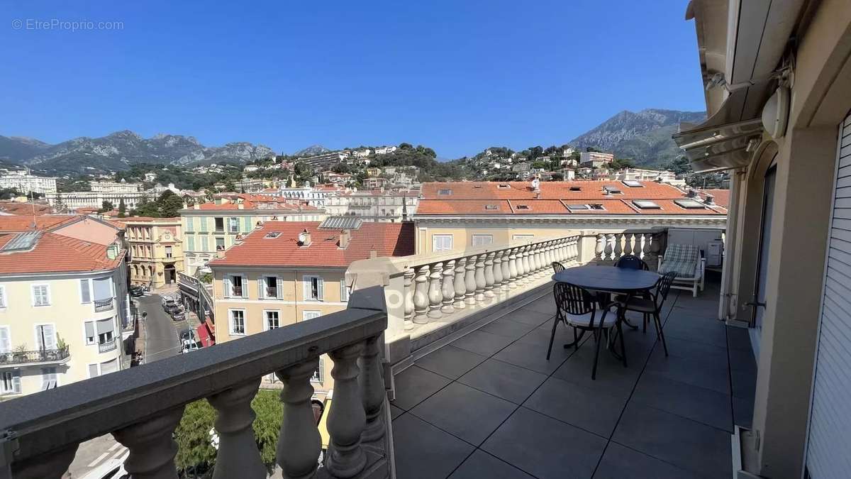 Appartement à MENTON