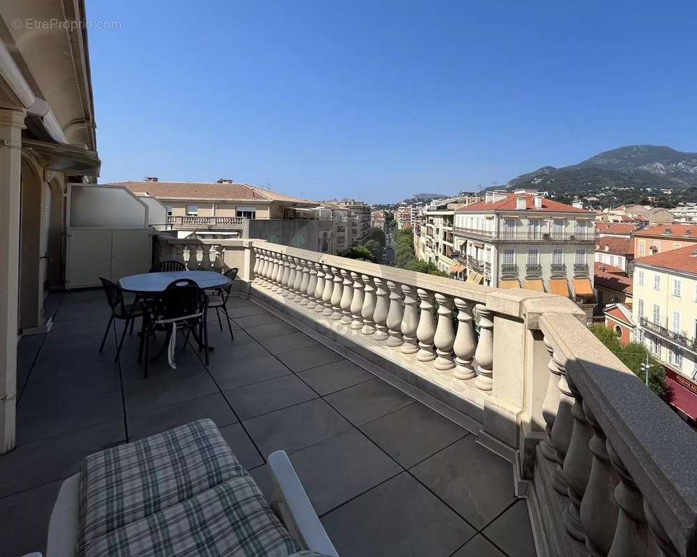 Appartement à MENTON