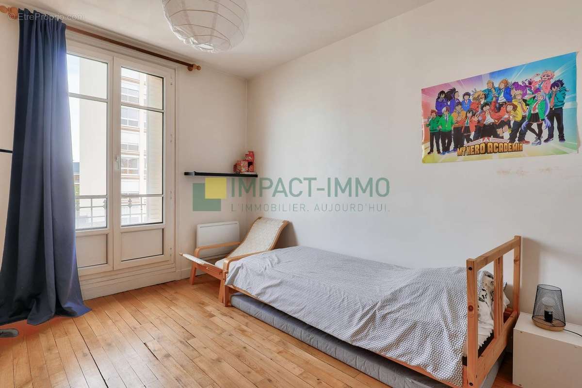 Appartement à COURBEVOIE