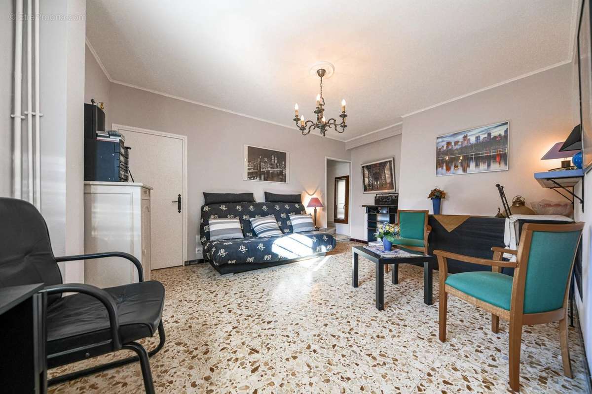 Appartement à UZES