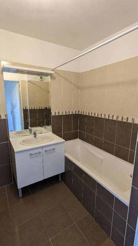 Appartement à MARSEILLE-11E