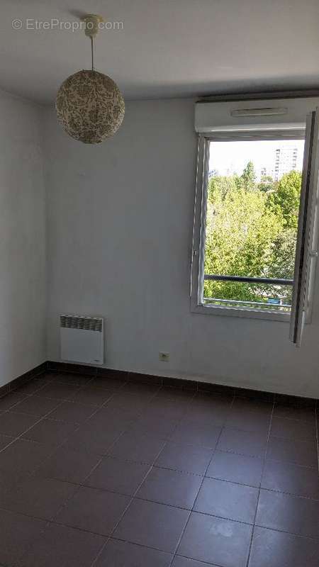 Appartement à MARSEILLE-11E