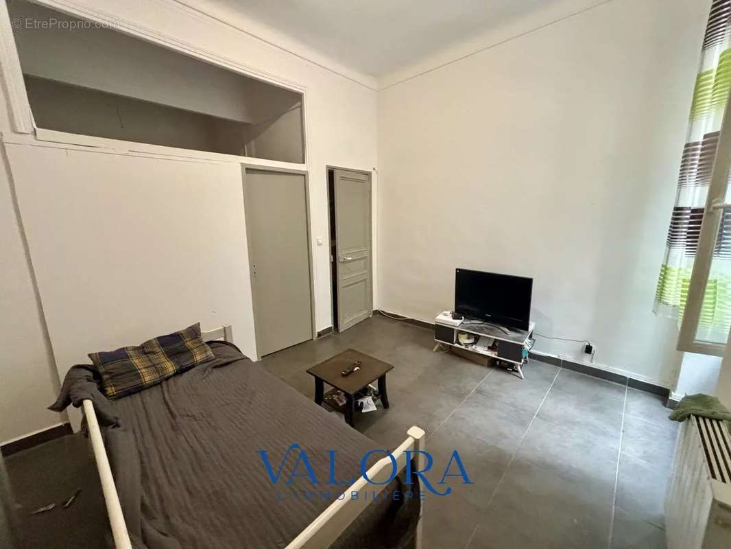 Appartement à MARSEILLE-2E