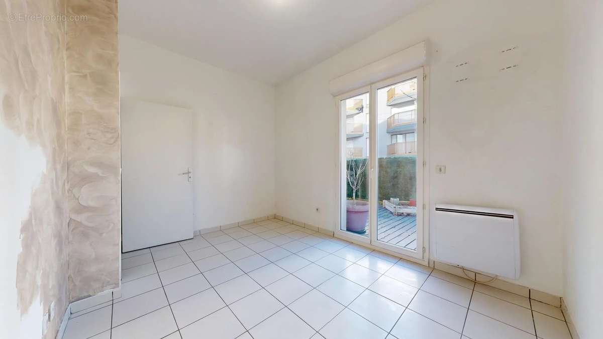 Appartement à CLICHY-SOUS-BOIS