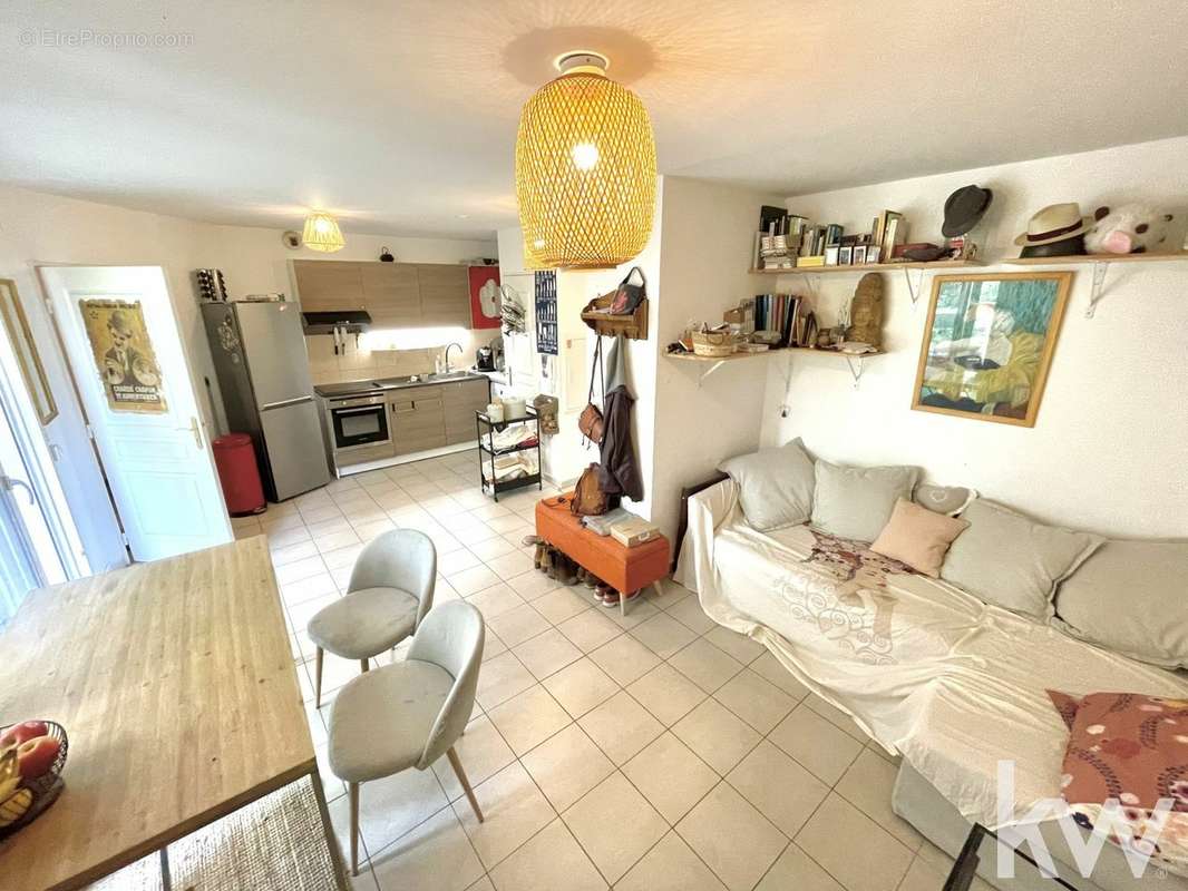 Appartement à MARSEILLE-10E