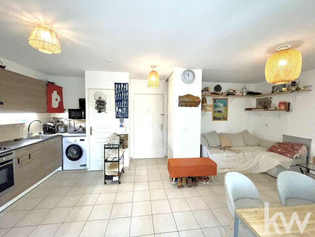 Appartement à MARSEILLE-10E