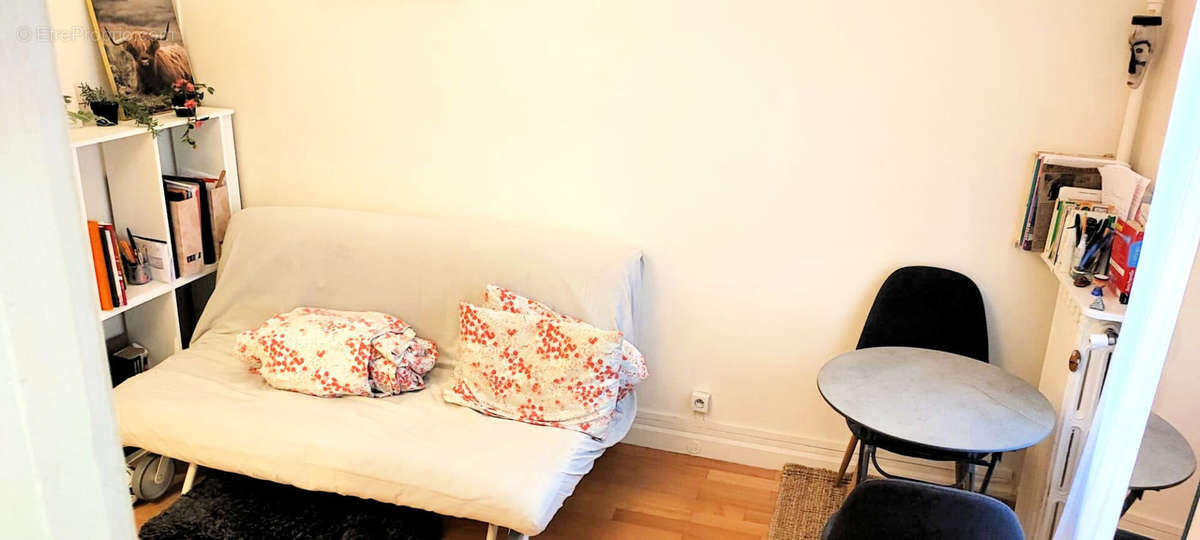 Appartement à PARIS-7E