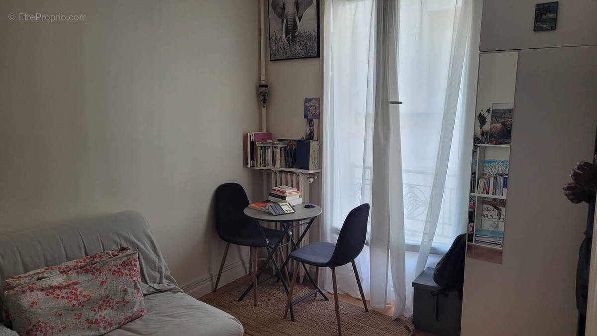 Appartement à PARIS-7E