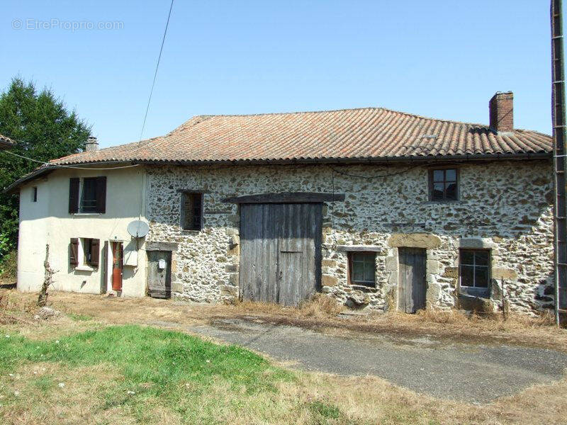 Maison à ROCHECHOUART