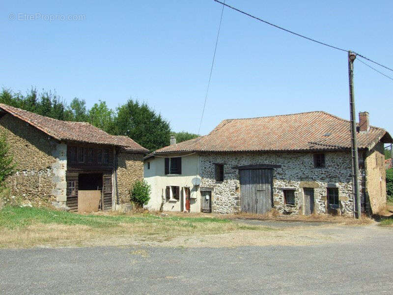 Maison à ROCHECHOUART