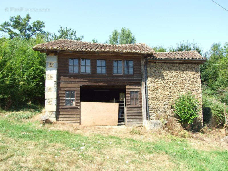 Maison à ROCHECHOUART