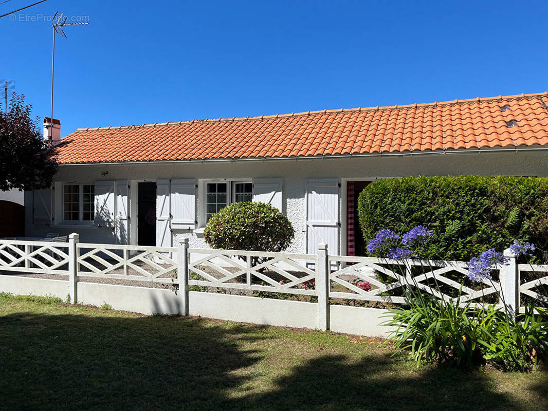 Maison à SAINT-MICHEL-CHEF-CHEF