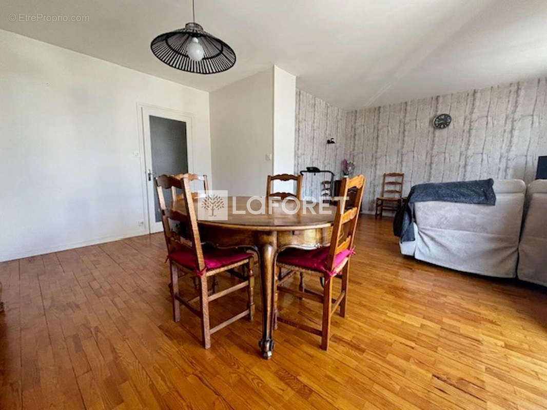 Appartement à ALBERTVILLE