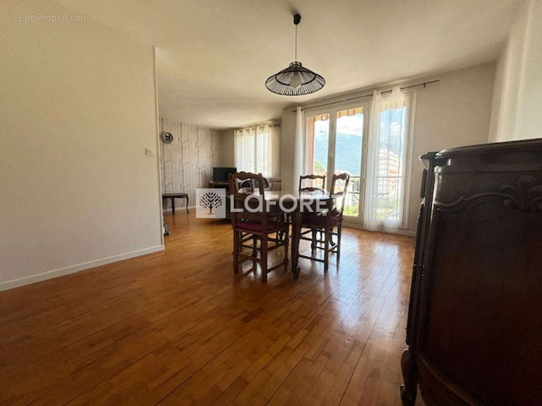 Appartement à ALBERTVILLE