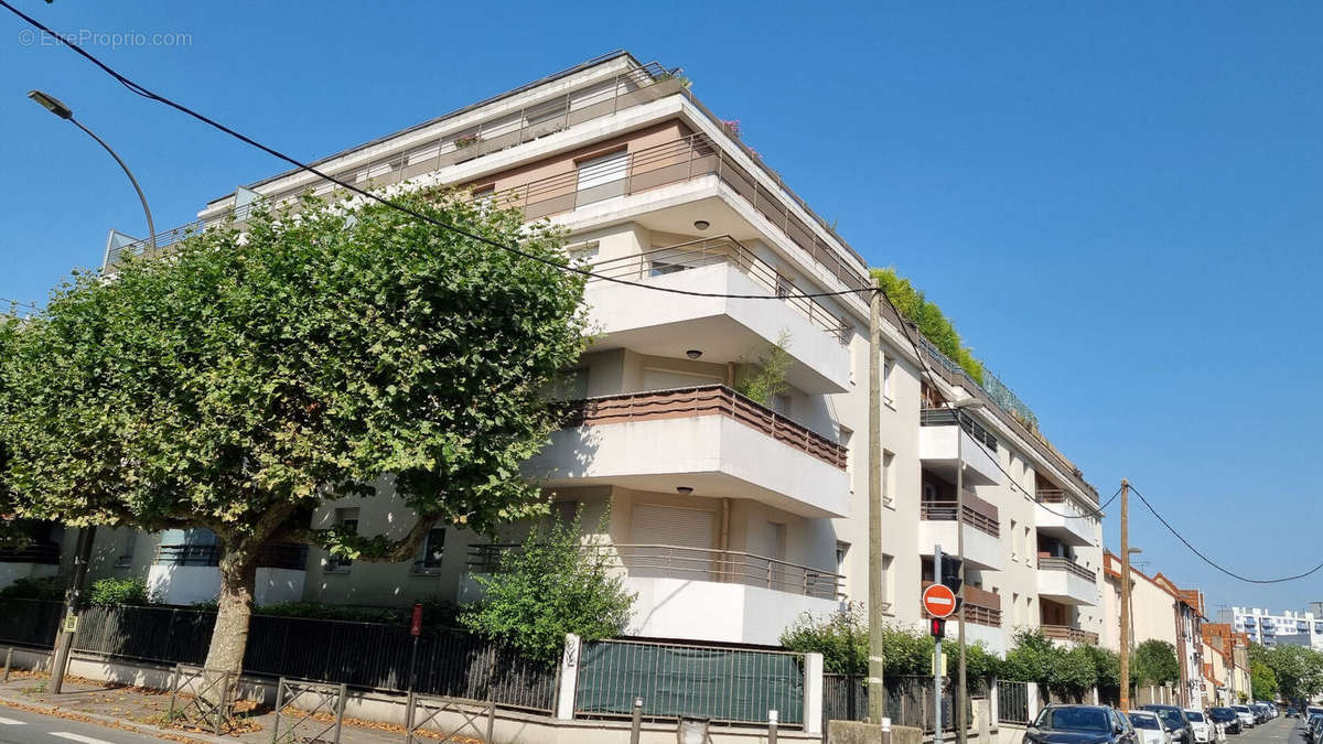 Appartement à ROSNY-SOUS-BOIS