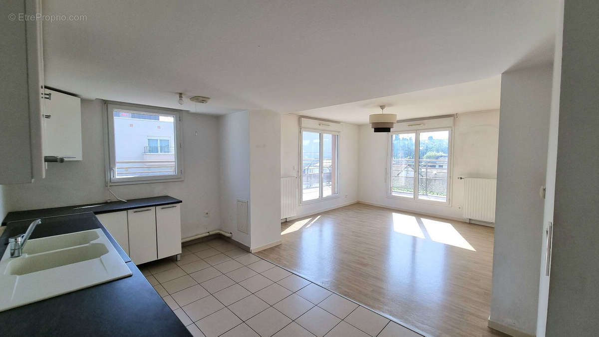 Appartement à ROSNY-SOUS-BOIS