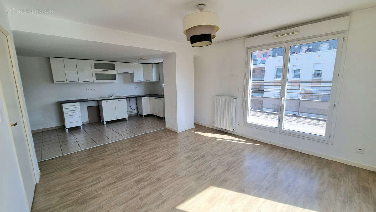 Appartement à ROSNY-SOUS-BOIS