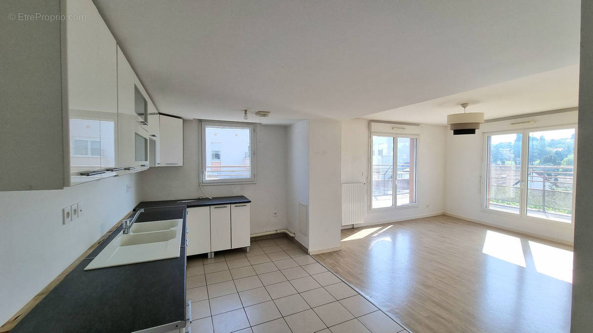 Appartement à ROSNY-SOUS-BOIS