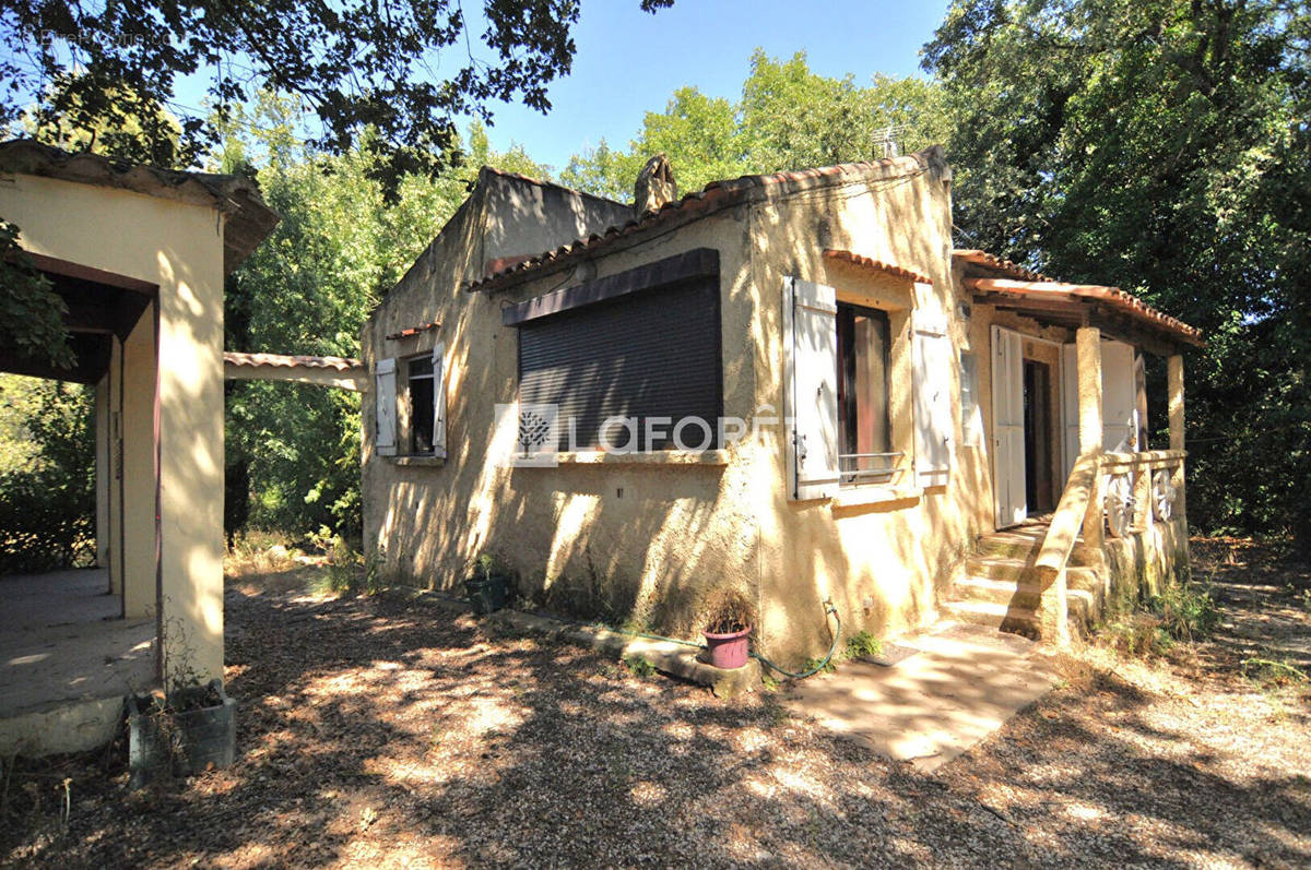 Maison à POURCIEUX