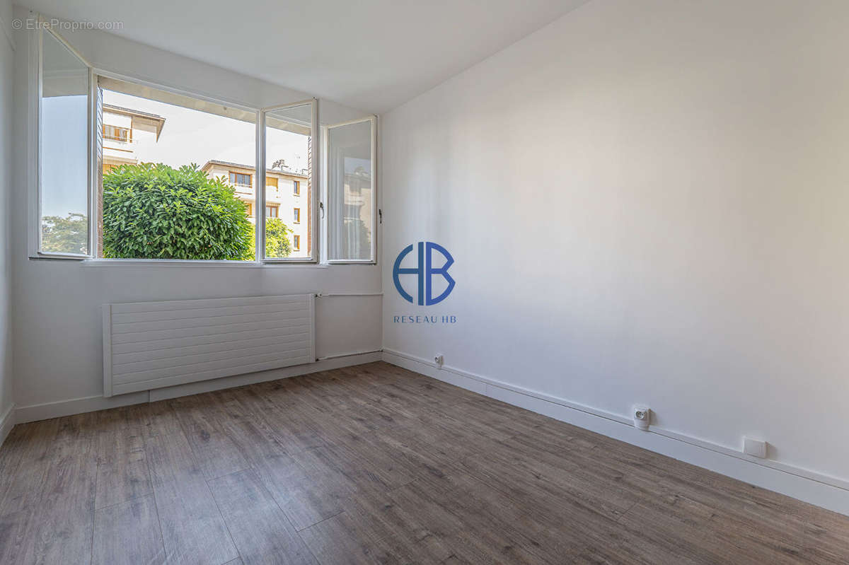 Appartement à EPINAY-SUR-SEINE