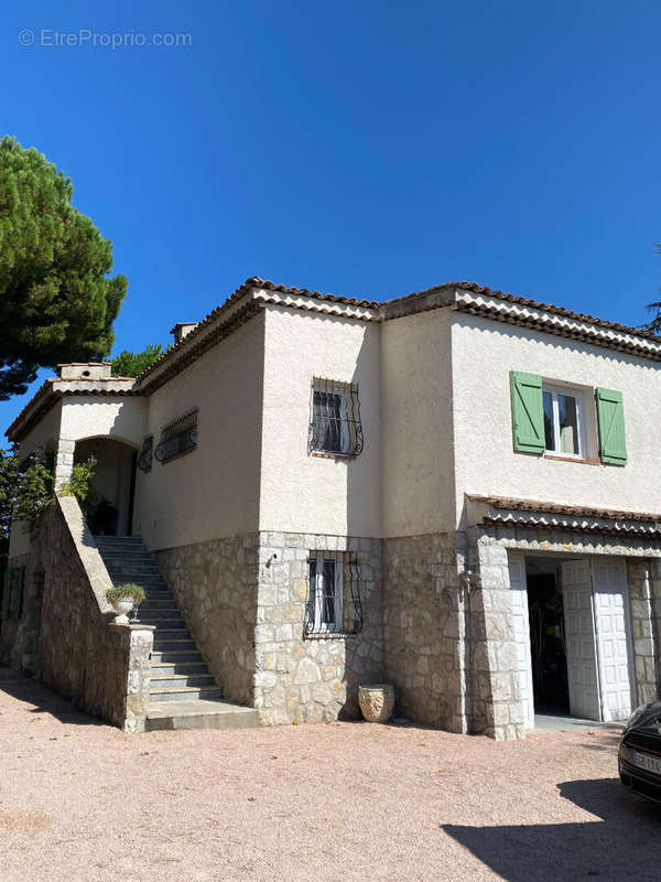 Maison à BIOT