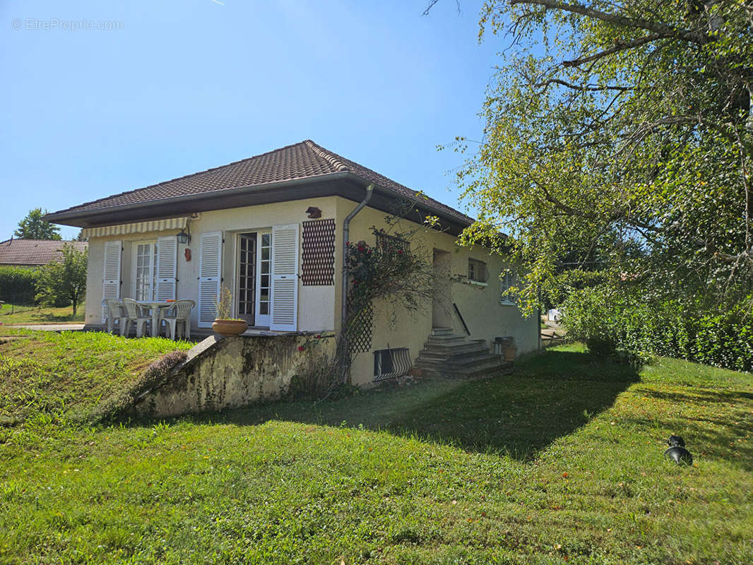 Maison à LE PONT-DE-BEAUVOISIN