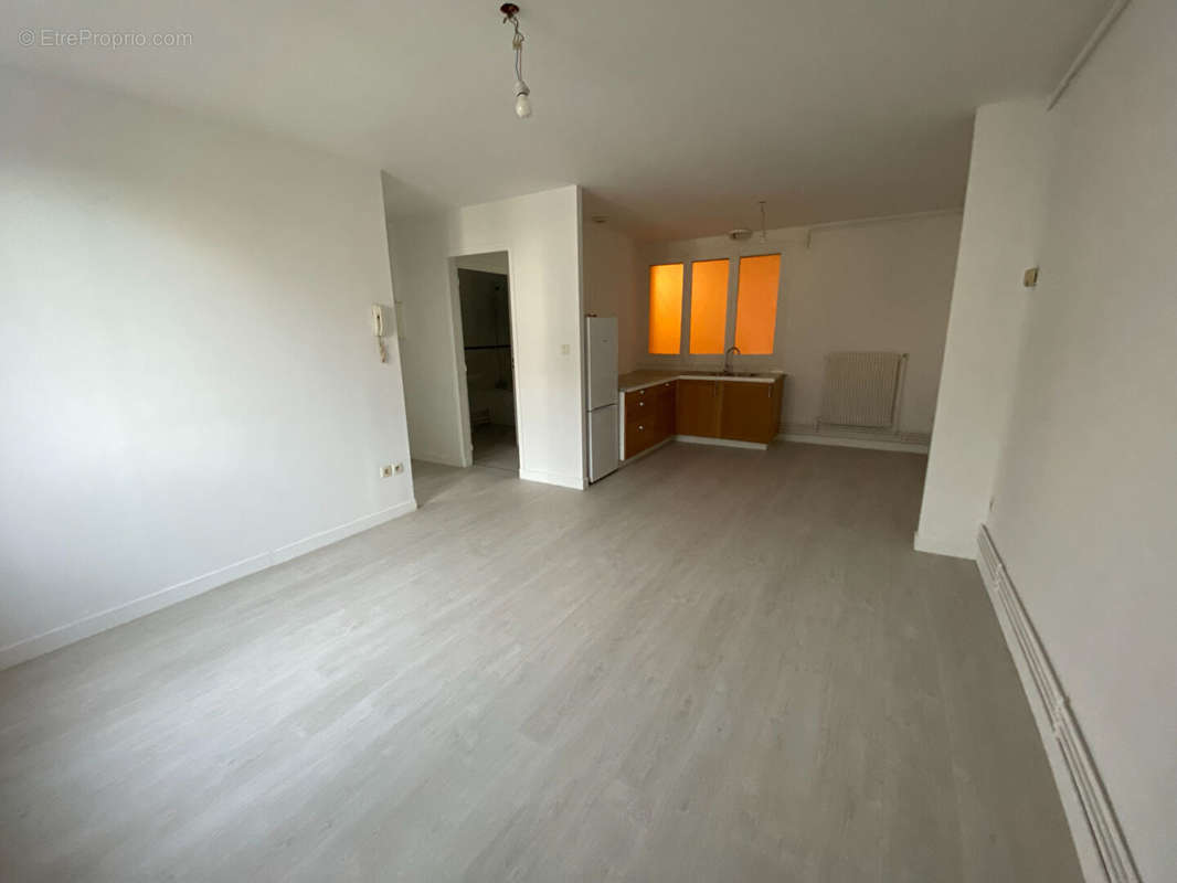 Appartement à BRUAY-LA-BUISSIERE