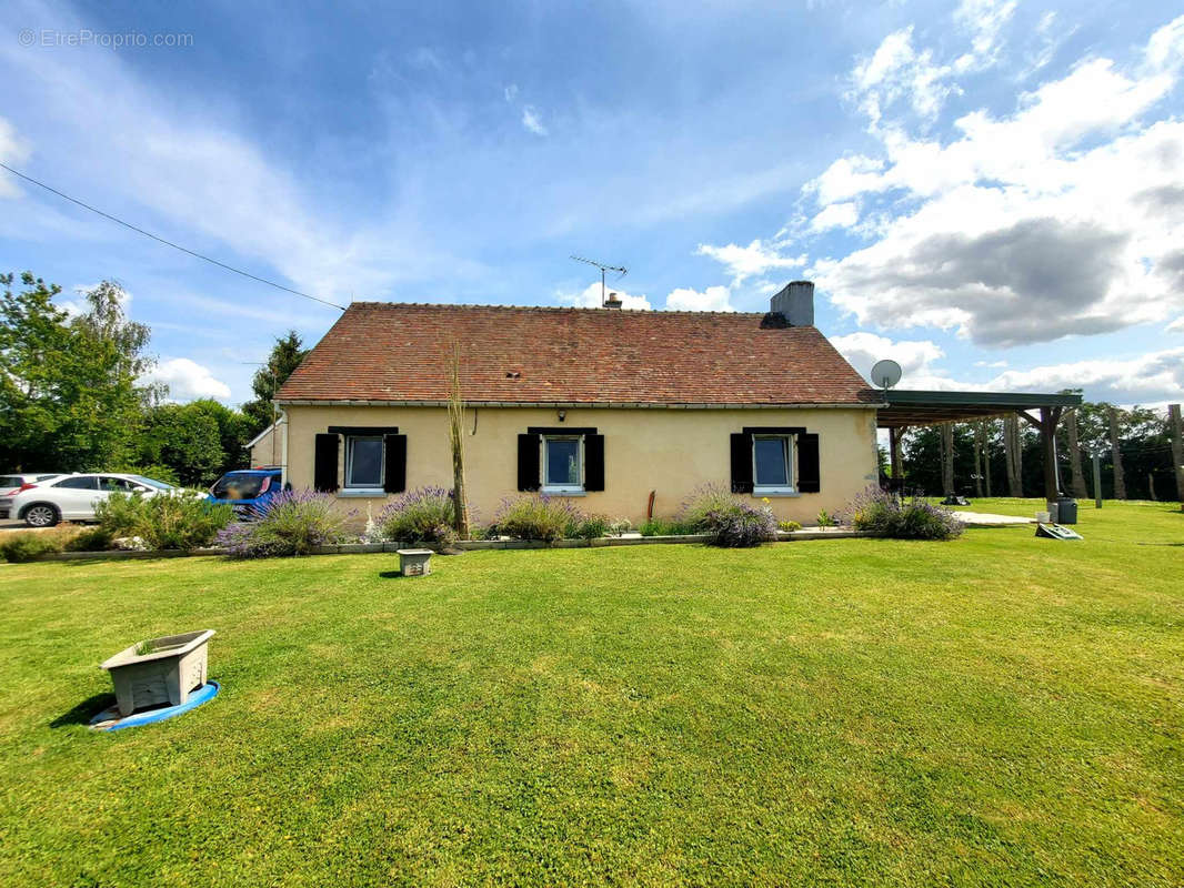 Maison à LARRE