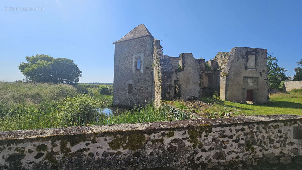 Maison à LE DORAT