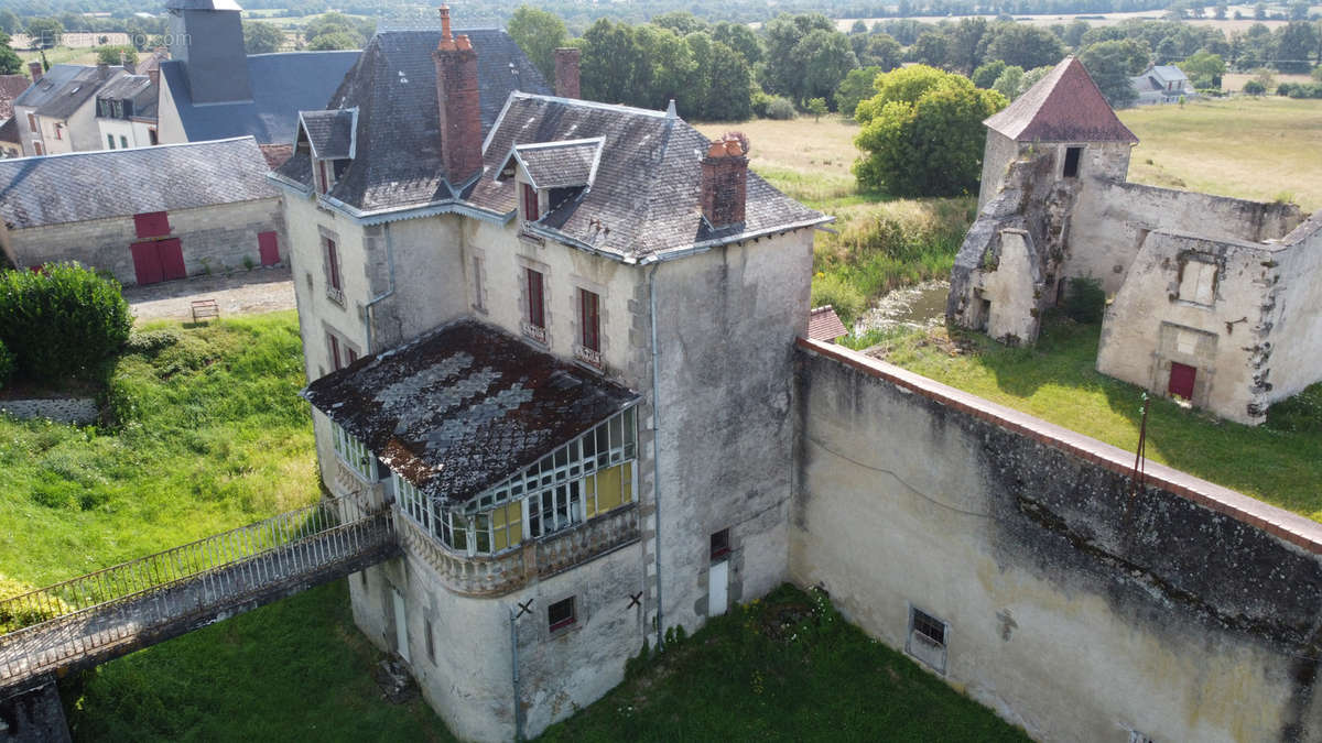 Maison à LE DORAT