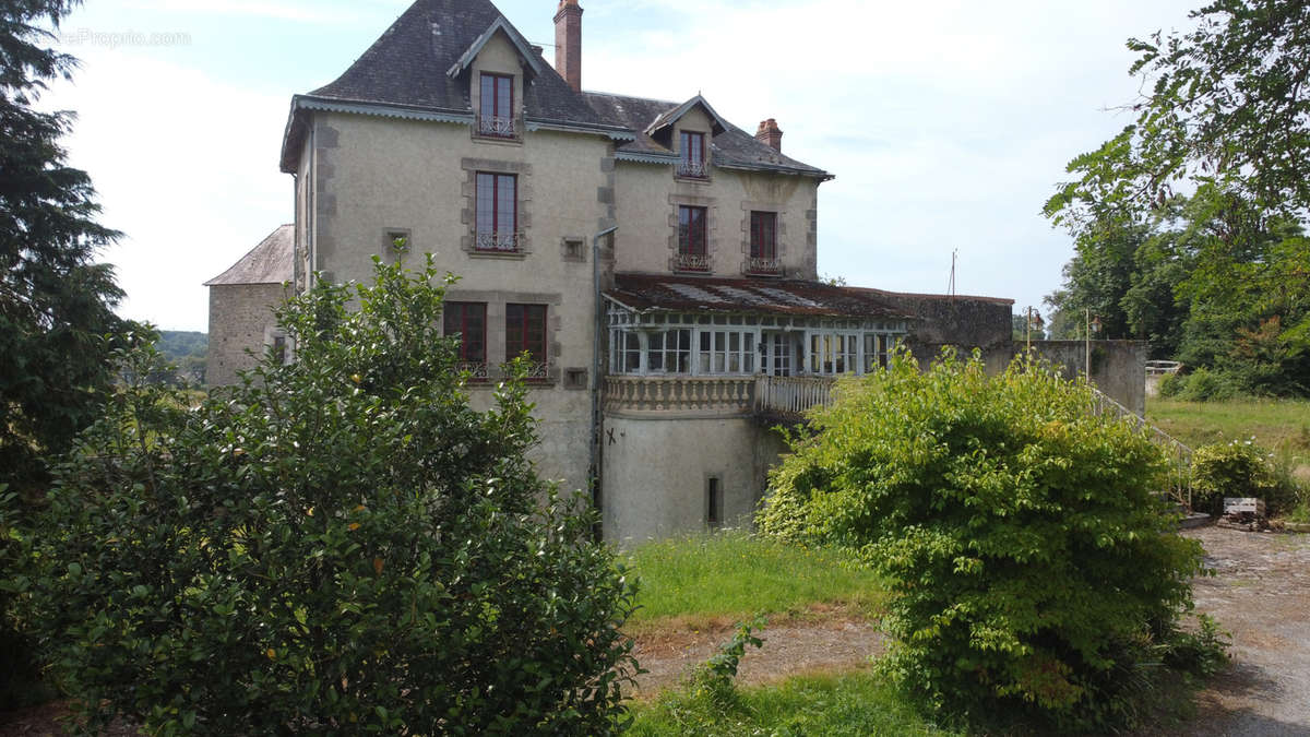 Maison à LE DORAT