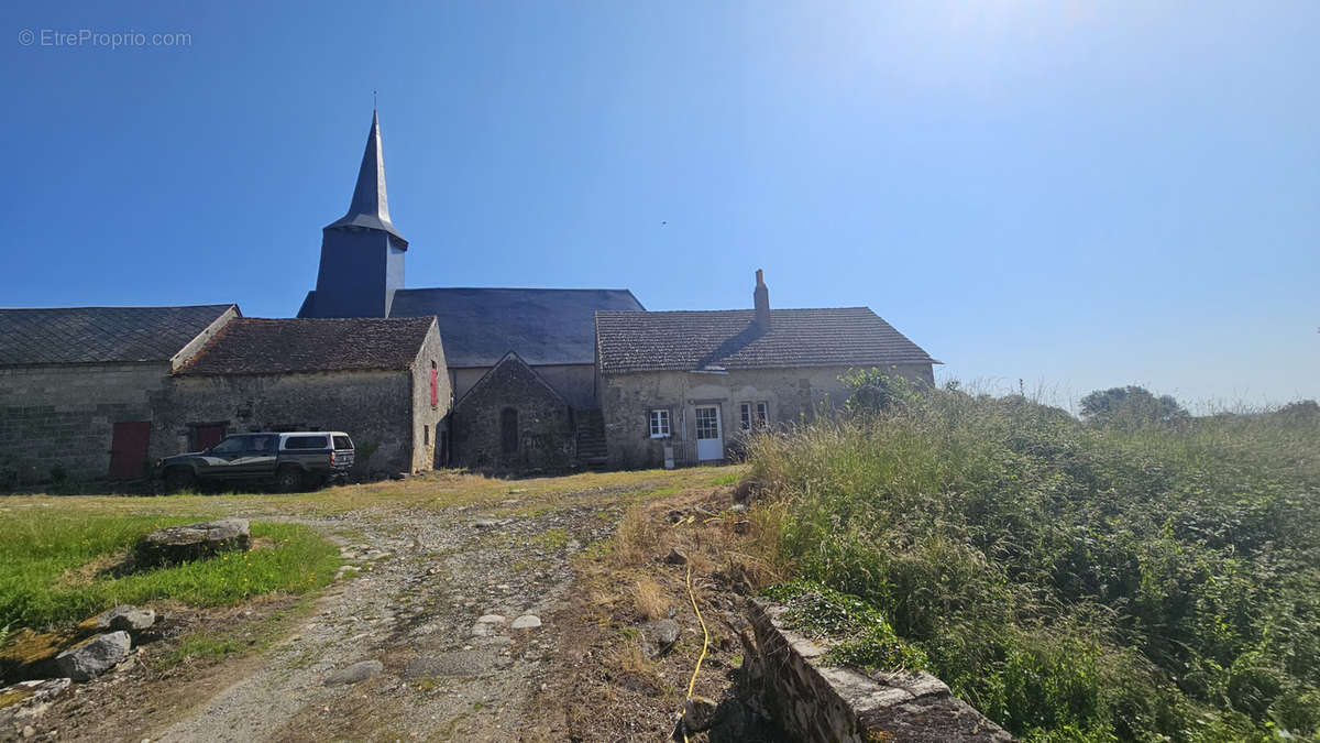 Maison à LE DORAT