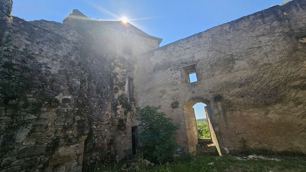 Maison à LE DORAT