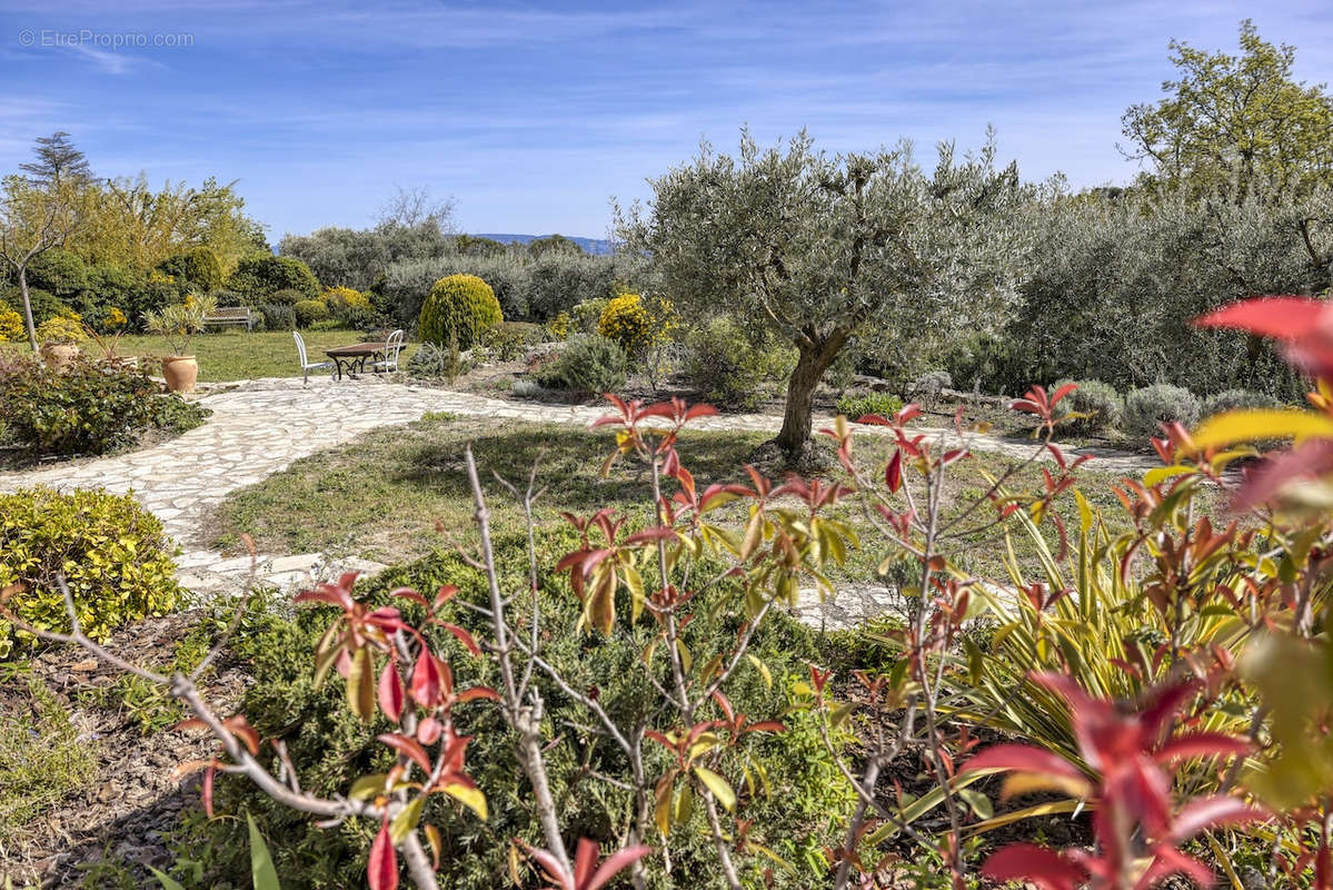 Maison à CHATEAUNEUF-DE-GADAGNE