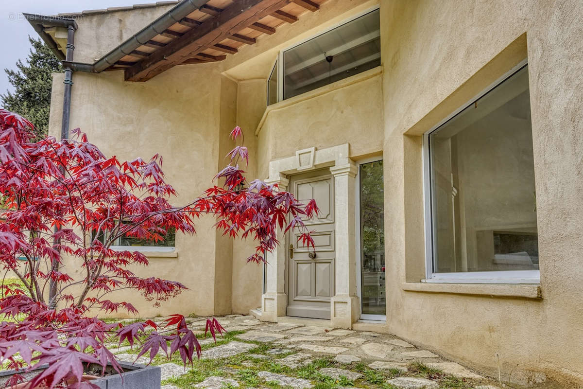 Maison à VILLENEUVE-LES-AVIGNON