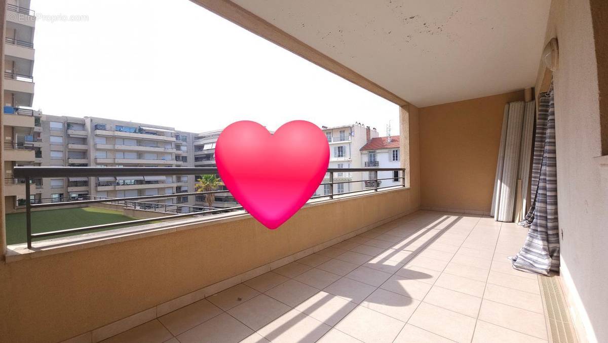 Appartement à NICE