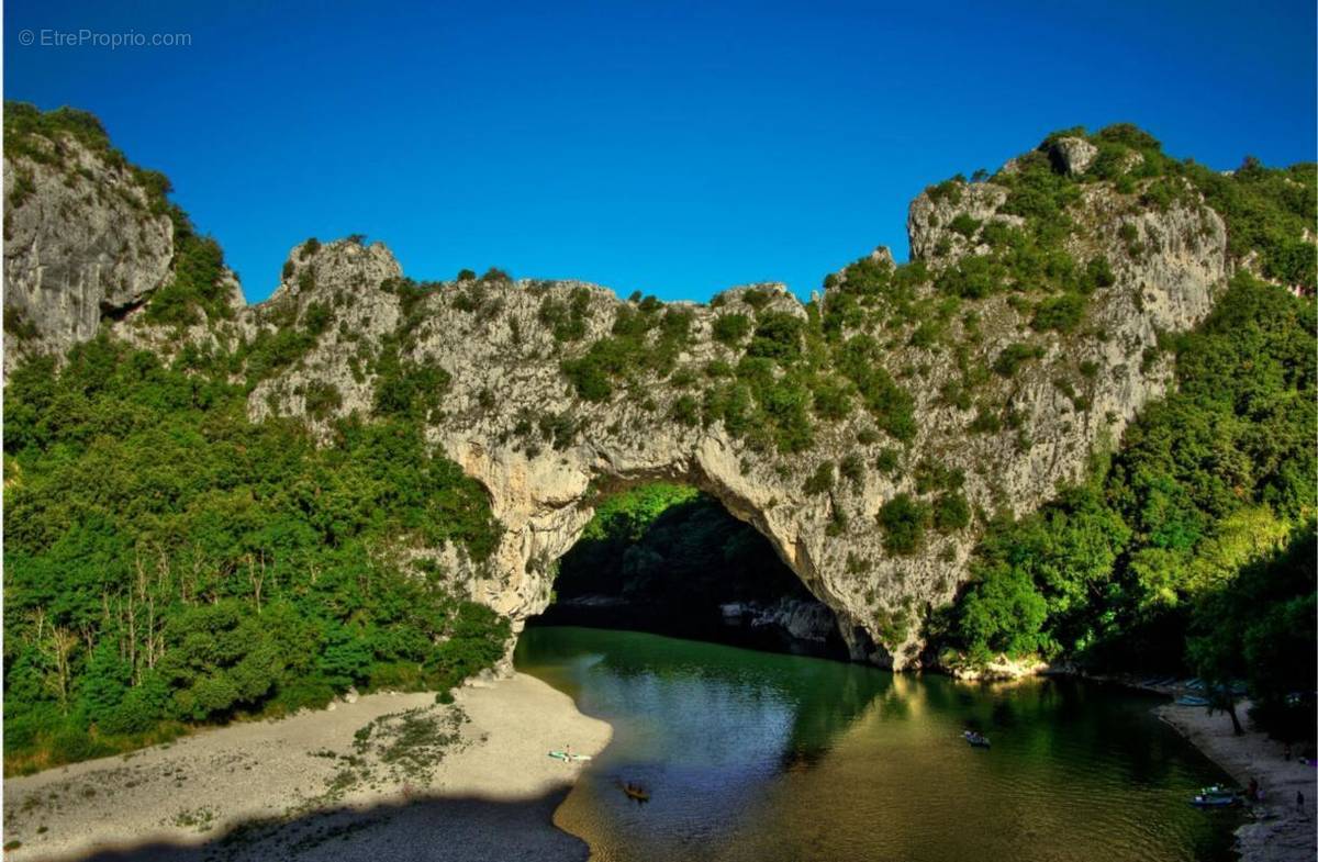 Autre à VALLON-PONT-D&#039;ARC