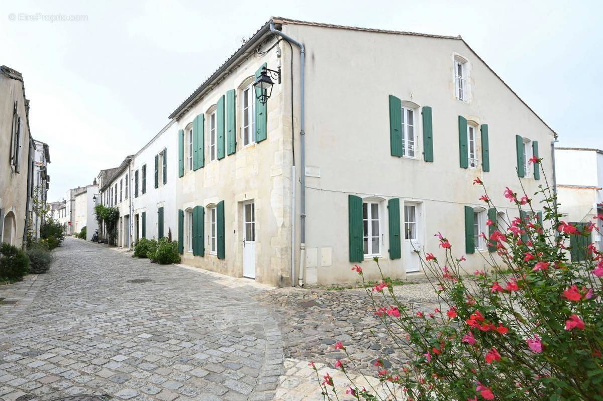 Maison à SAINT-MARTIN-DE-RE