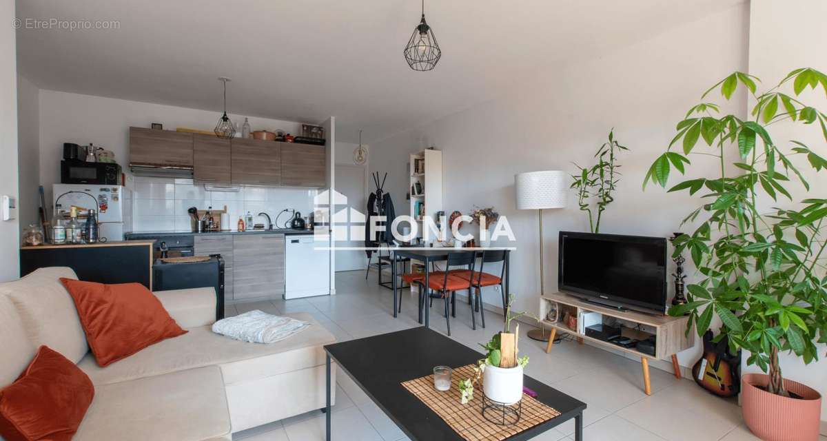 Appartement à CASTELNAU-LE-LEZ